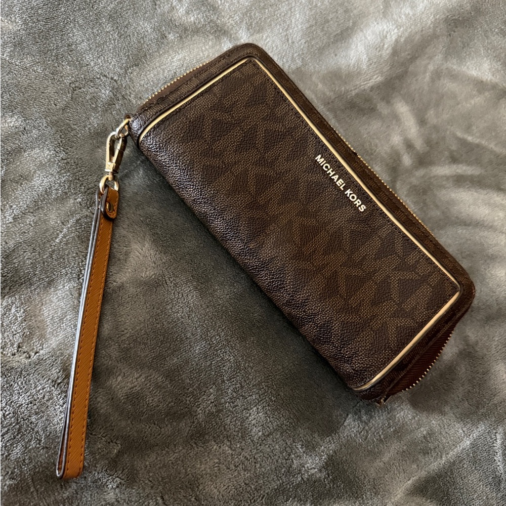 Michael Kors Dark Brown Wristlet Wallet